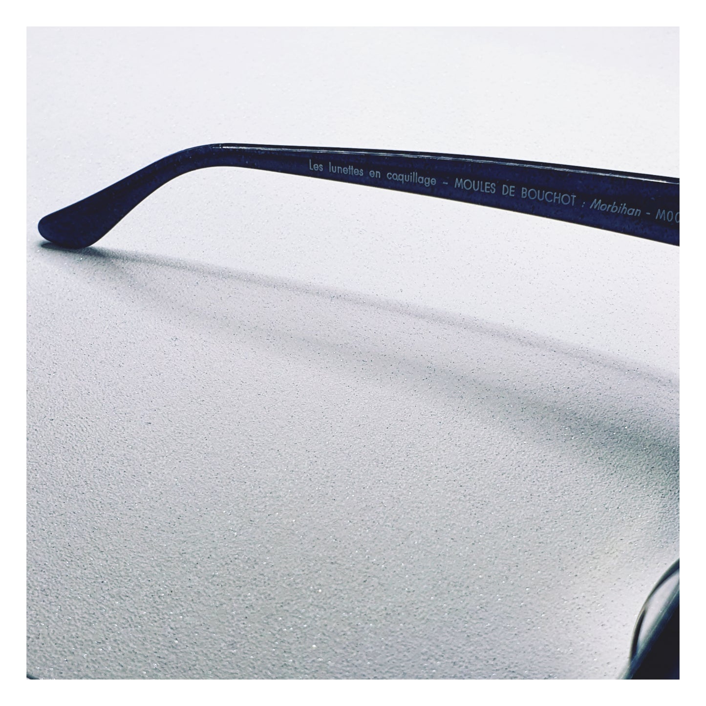 Lunettes de soleil Friendly Frenchy en coquillages recyclés Réf 17251