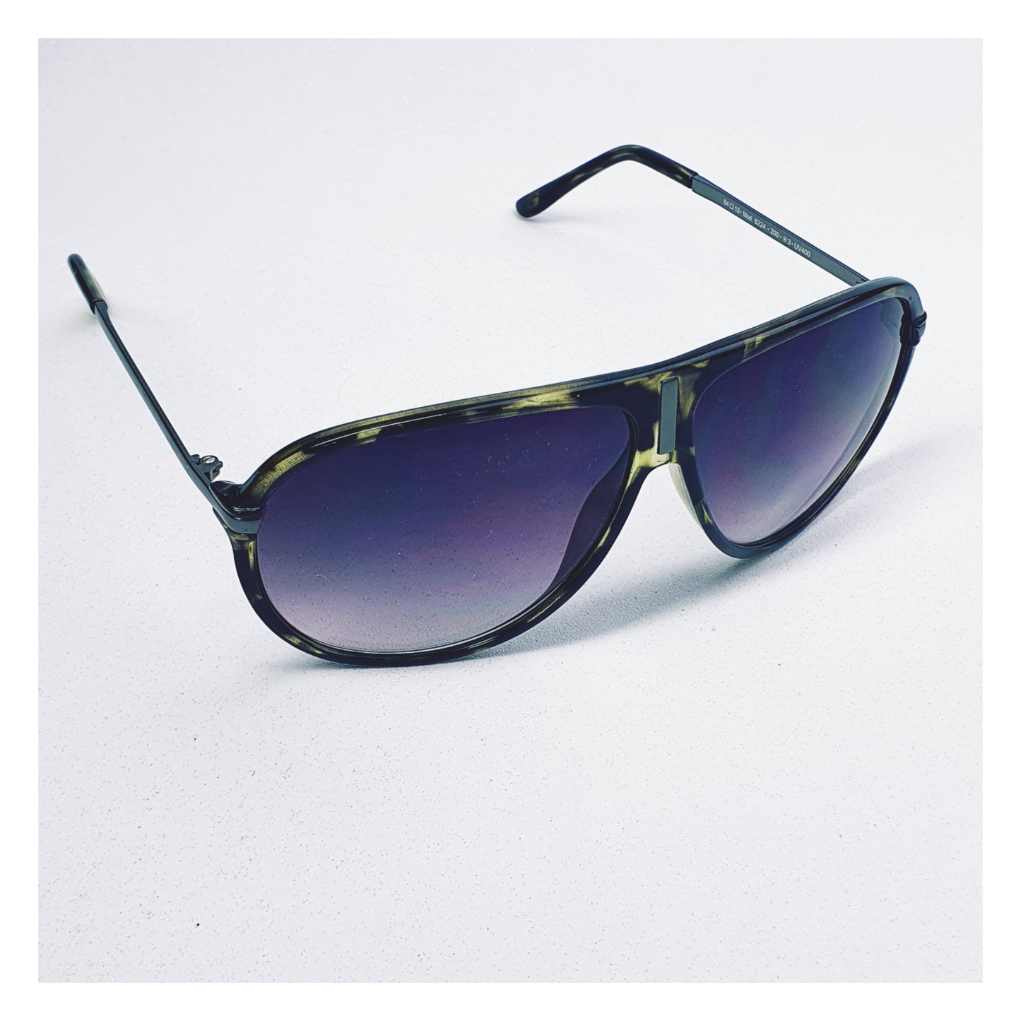 Lunettes de soleil Mexx forme pilote Réf 12478
