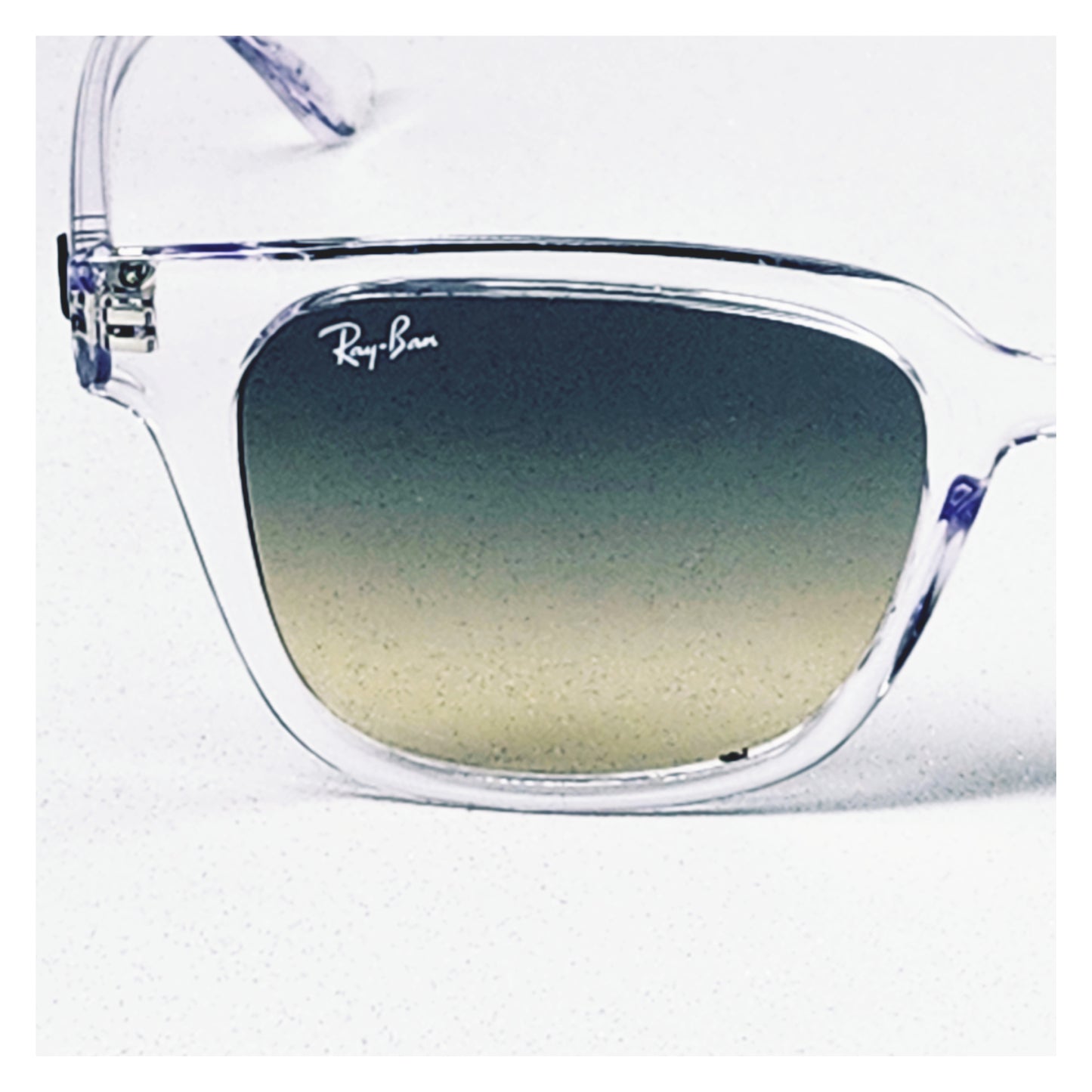 Lunettes de soleil Ray Ban RB 4323 Réf 19891