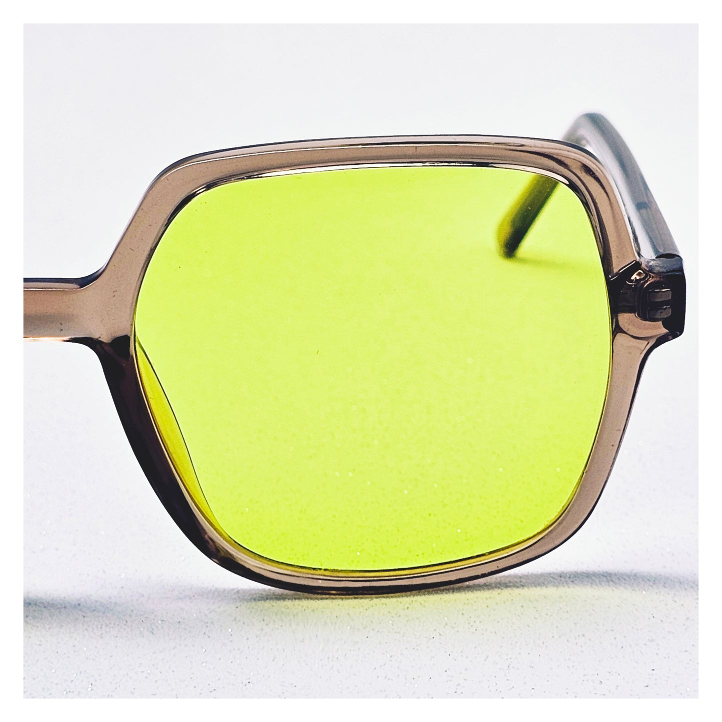 LARELOOKED J : Lunettes à verres jaunes pour la conduite de nuit