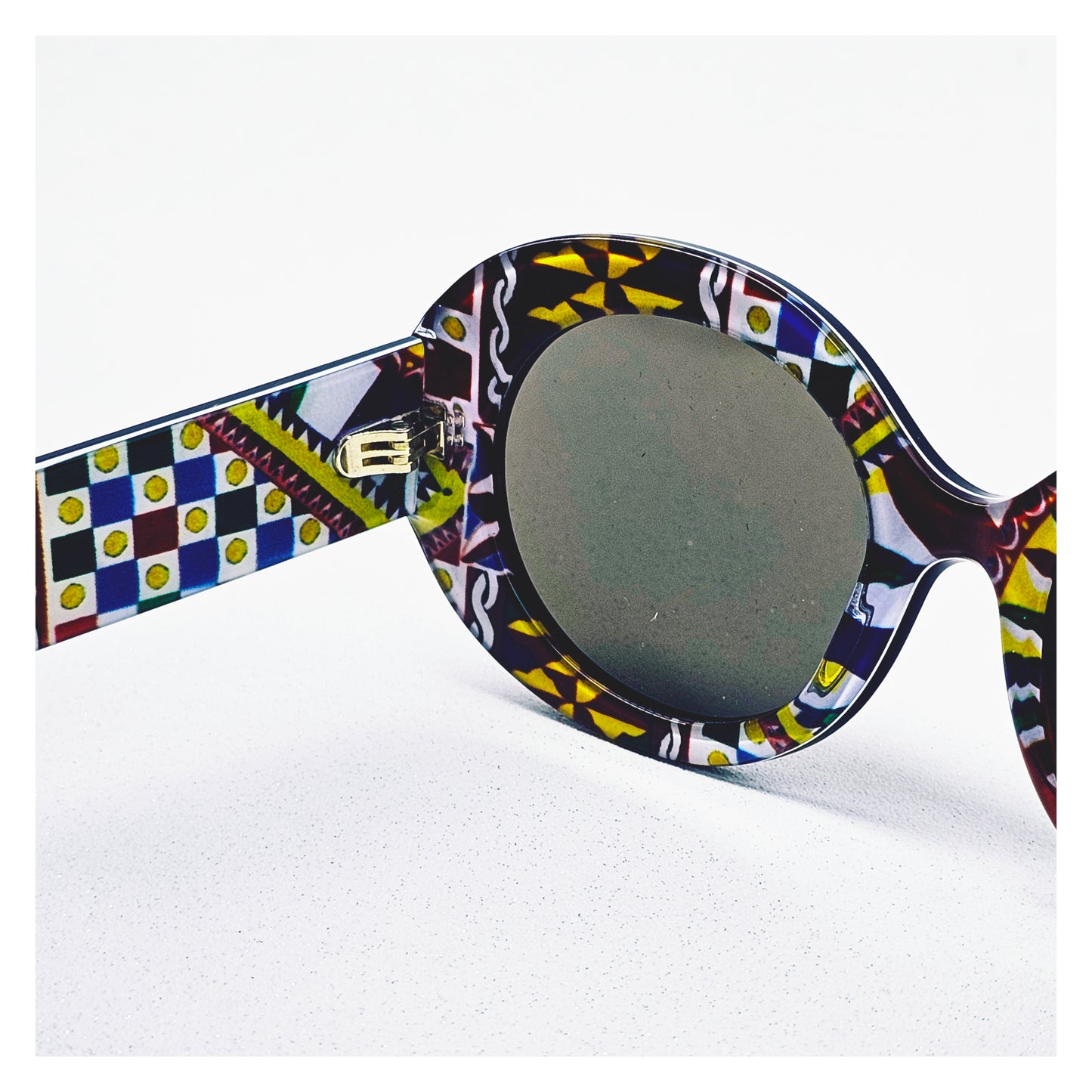 Lunettes de soleil Dolce&Gabbana Réf 21353