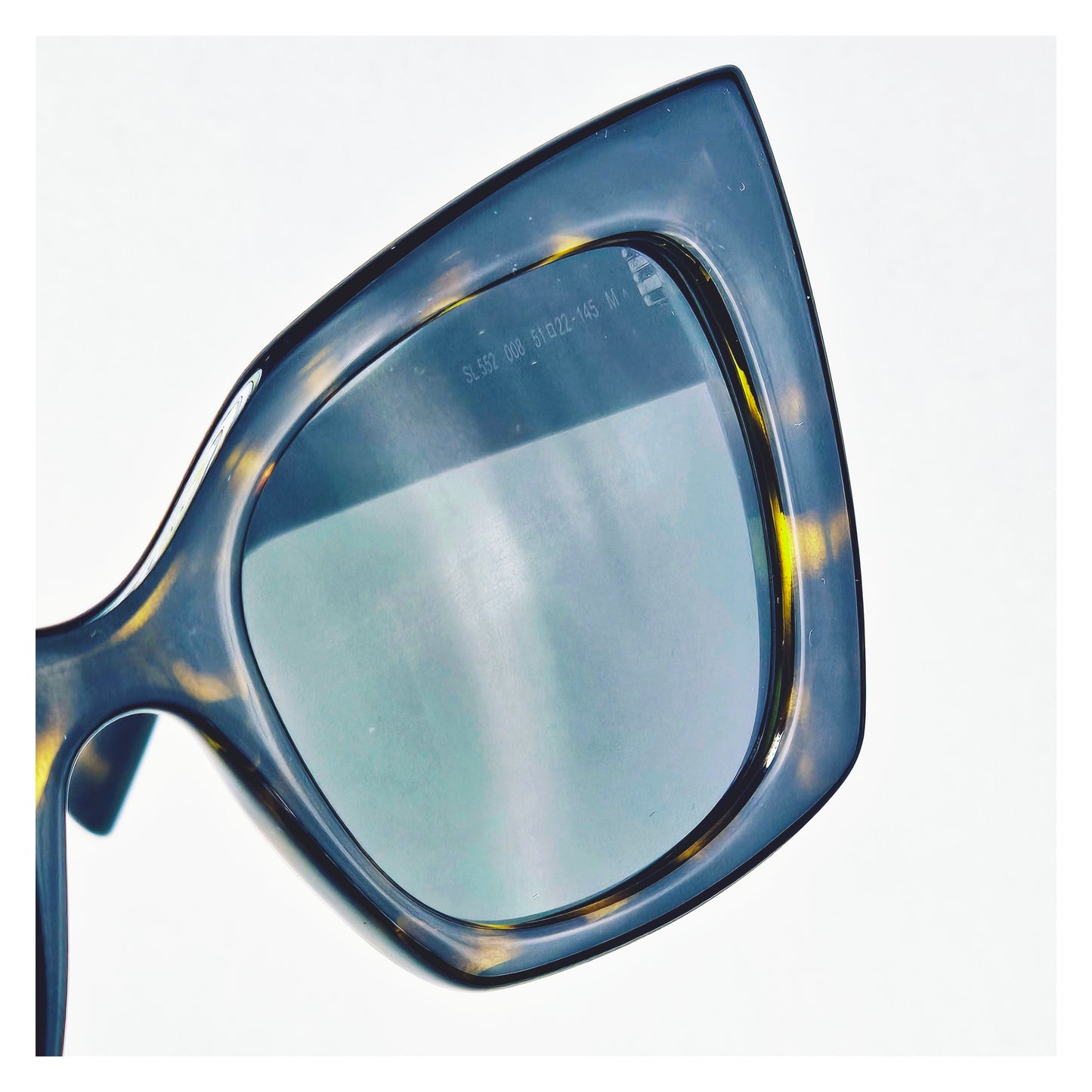 Lunettes de soleil YVES SAINT LAURENT SL 552 Réf 21478
