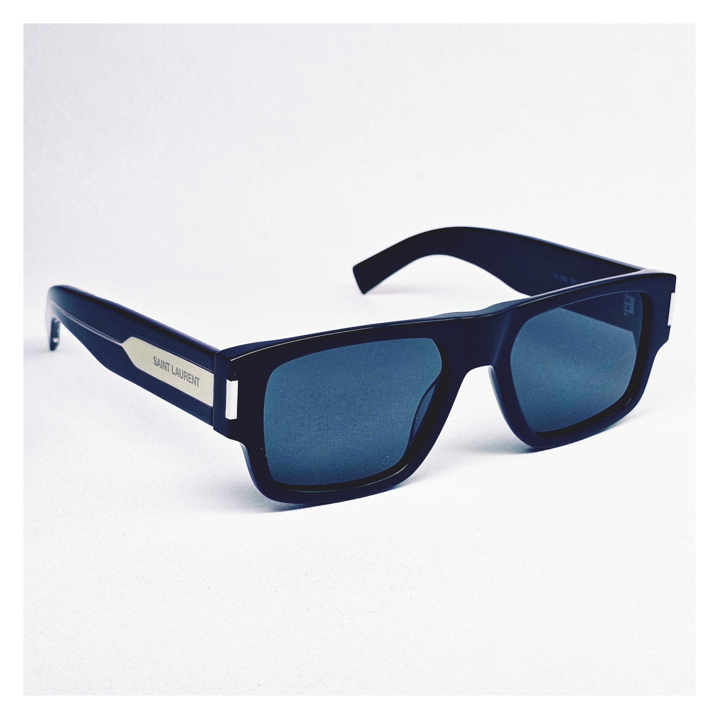 Lunettes de soleil YVES SAINT LAURENT SL 659 Réf 21523