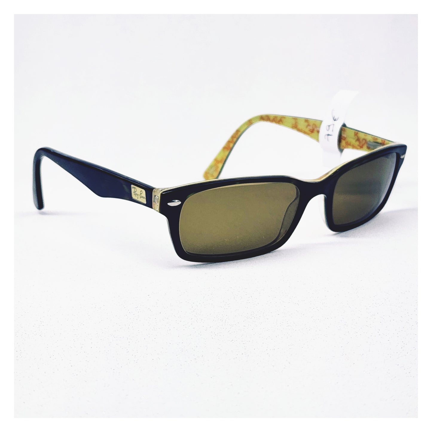 Lunettes de soleil seconde main Ray-Ban Réf: 1002