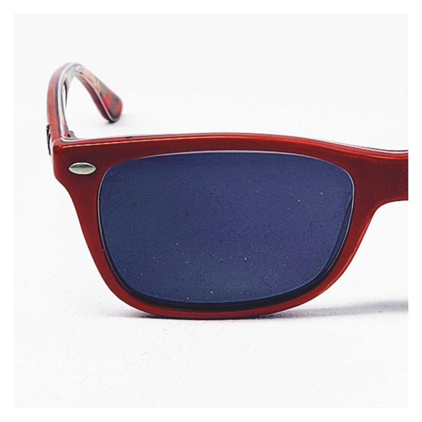Lunettes de soleil seconde main Ray-Ban Réf: 1005