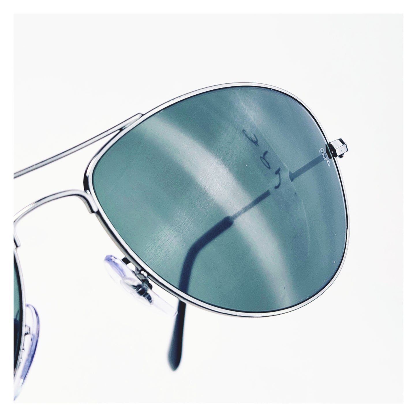 Lunettes de soleil seconde main Ray-Ban Réf: 1010