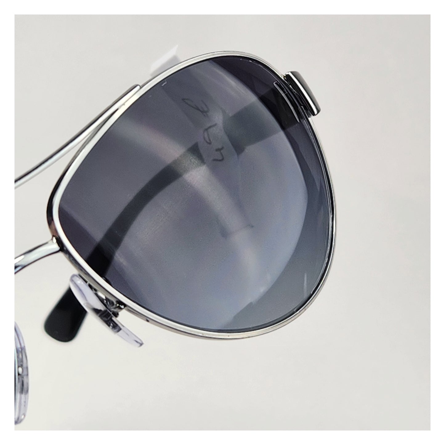 Lunettes de soleil seconde main Ray-Ban Réf: 1016