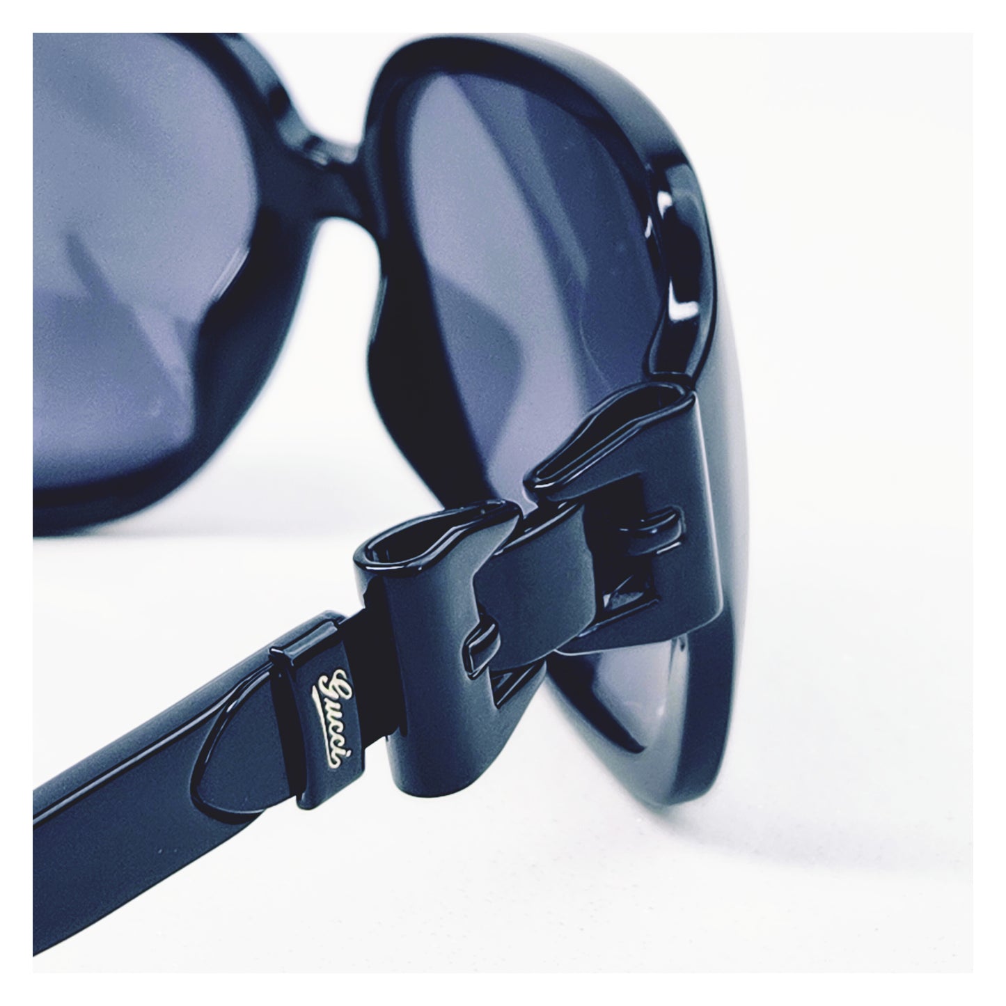 Lunettes de soleil seconde main Gucci Réf: 1019