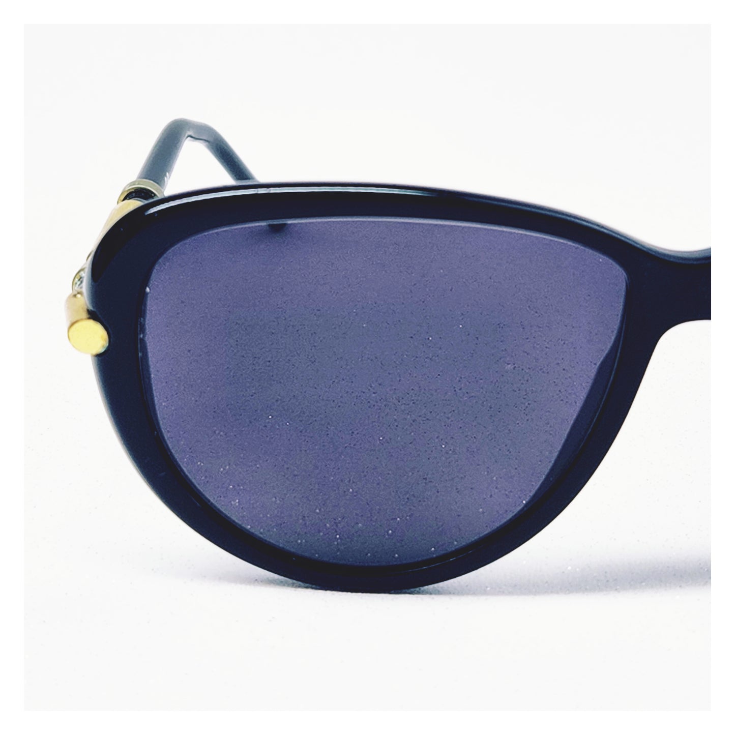 Lunettes de soleil seconde main Givenchy Réf: 1031