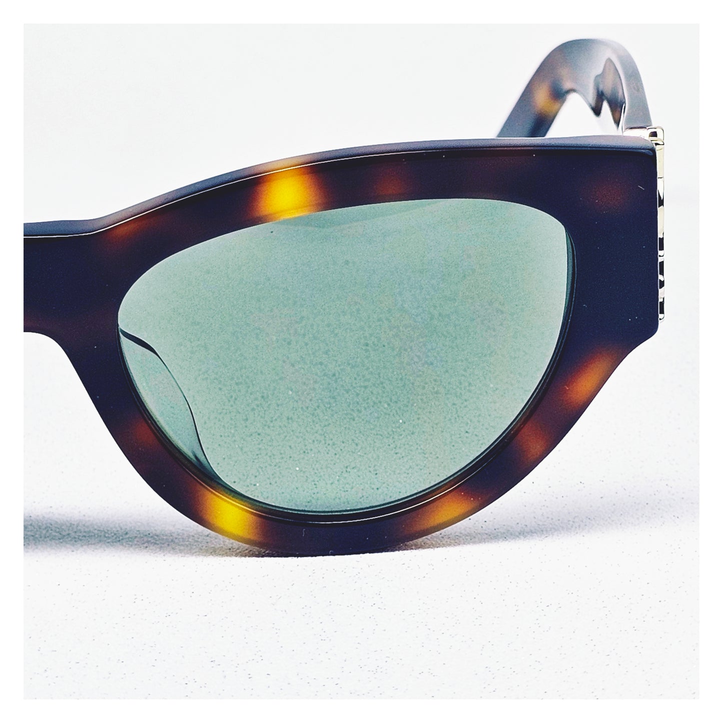 Lunettes de soleil YVES SAINT LAURENT SL M94/F Réf 21426