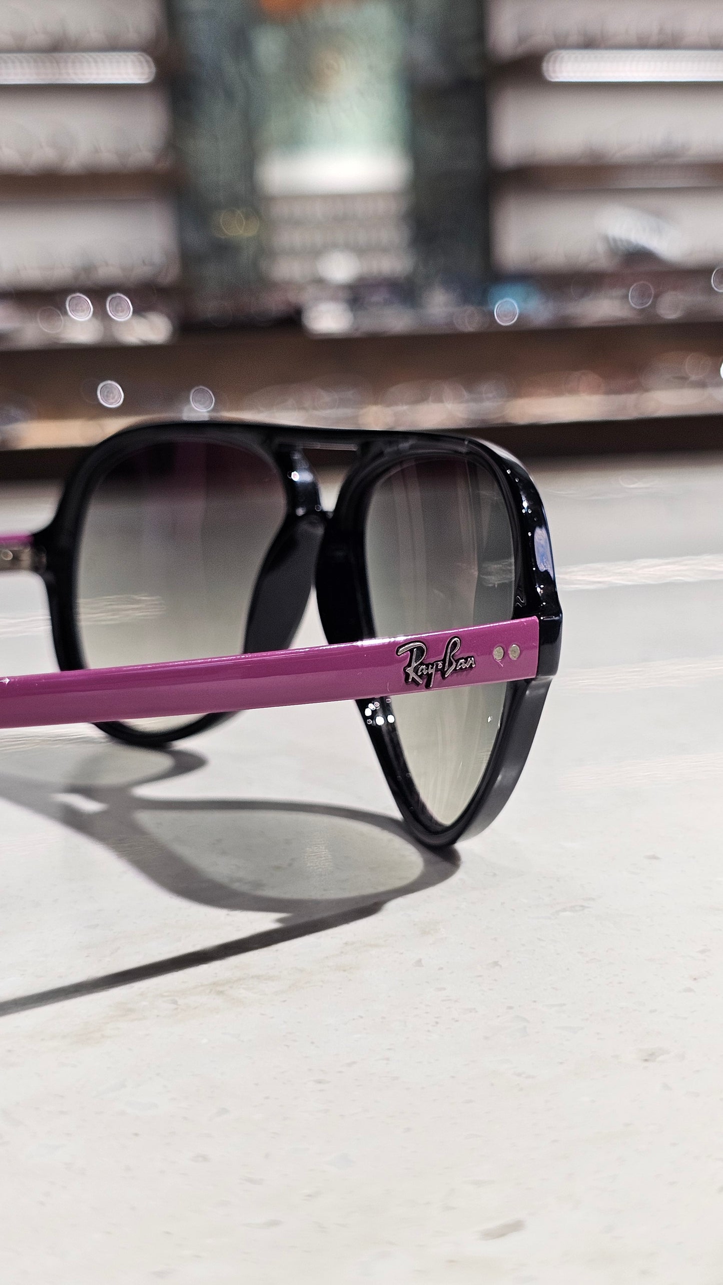 Lunettes de soleil seconde main Ray-Ban Réf: 1032