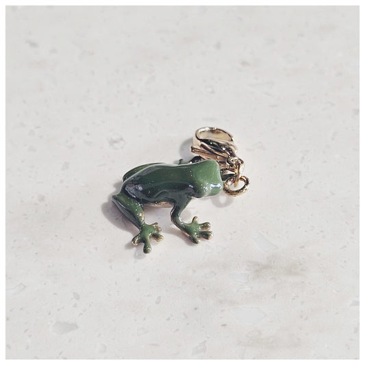 Breloque grenouille verte