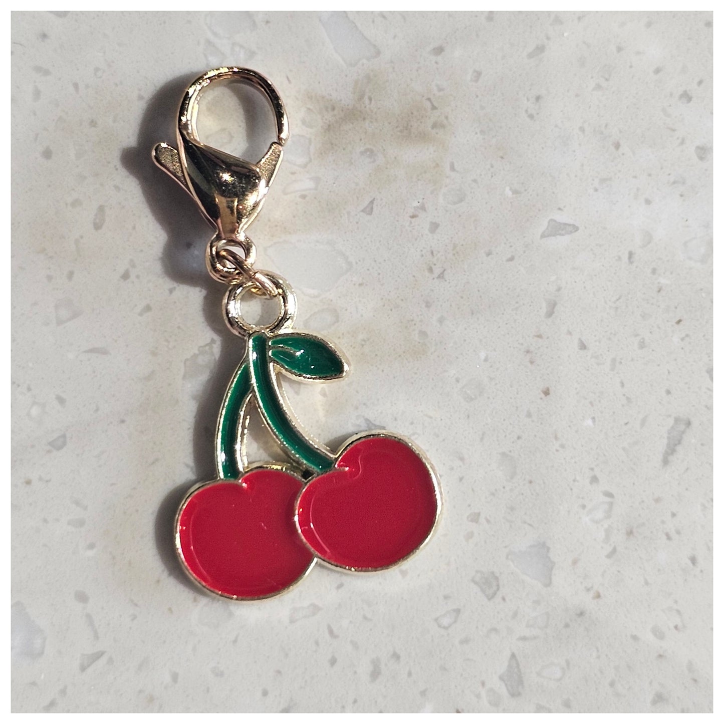 Breloque cerises
