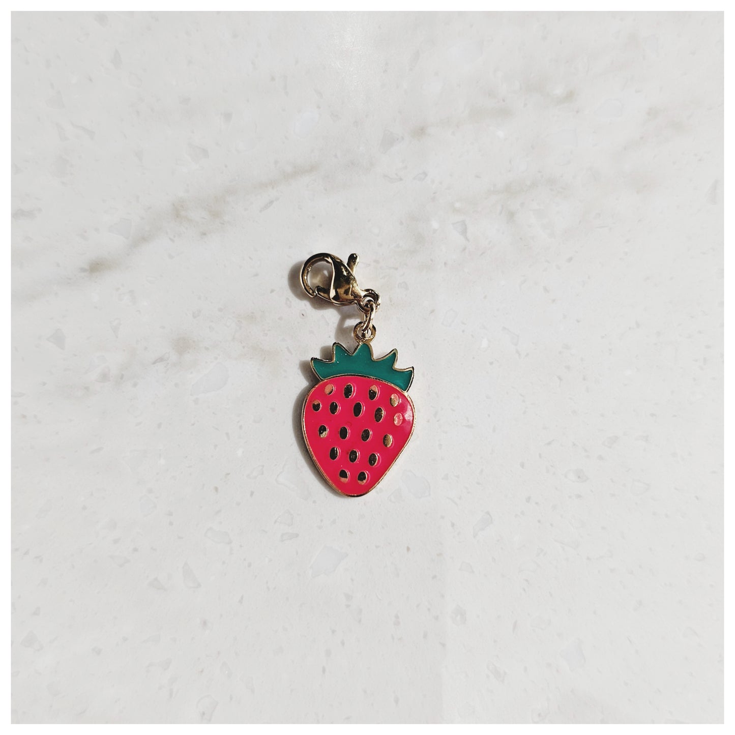Breloque fraise