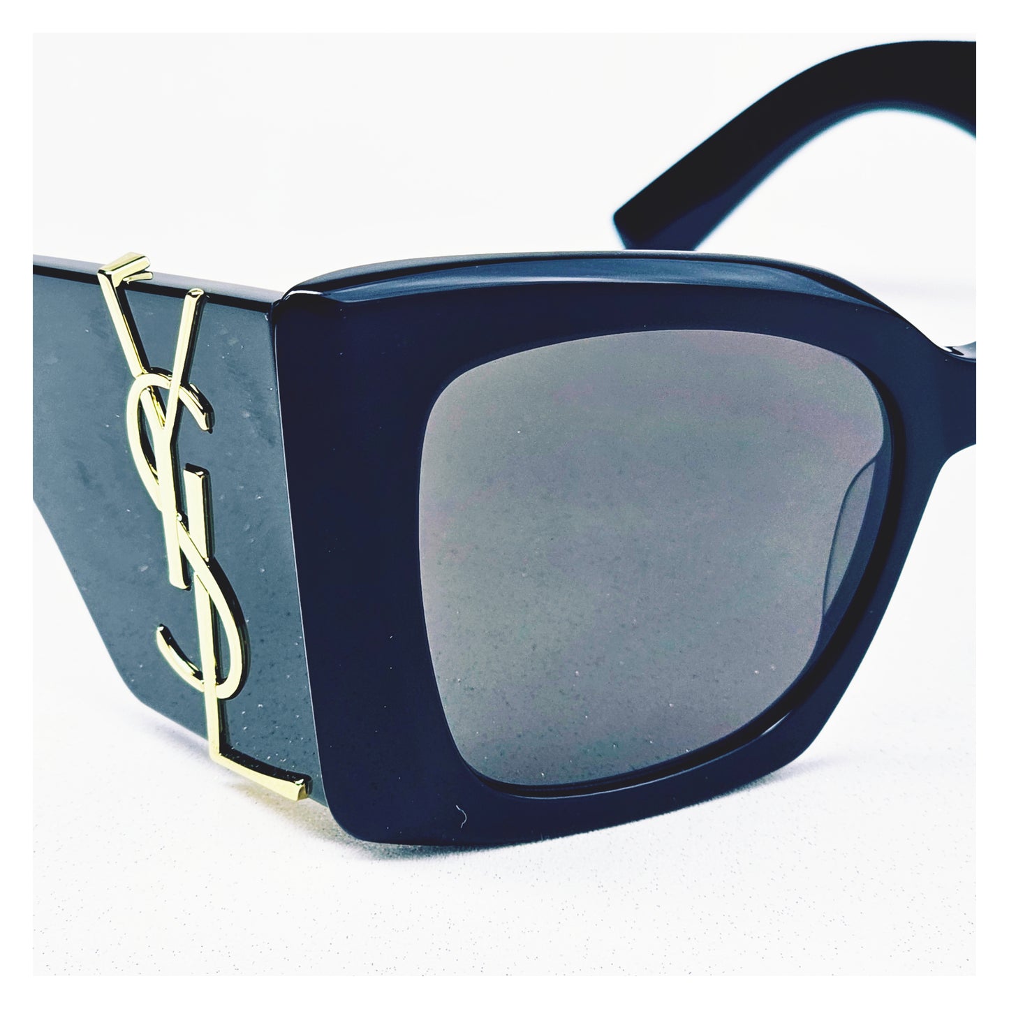 Lunettes de soleil YVES SAINT LAURENT SL M119 BLAZE Réf 21423