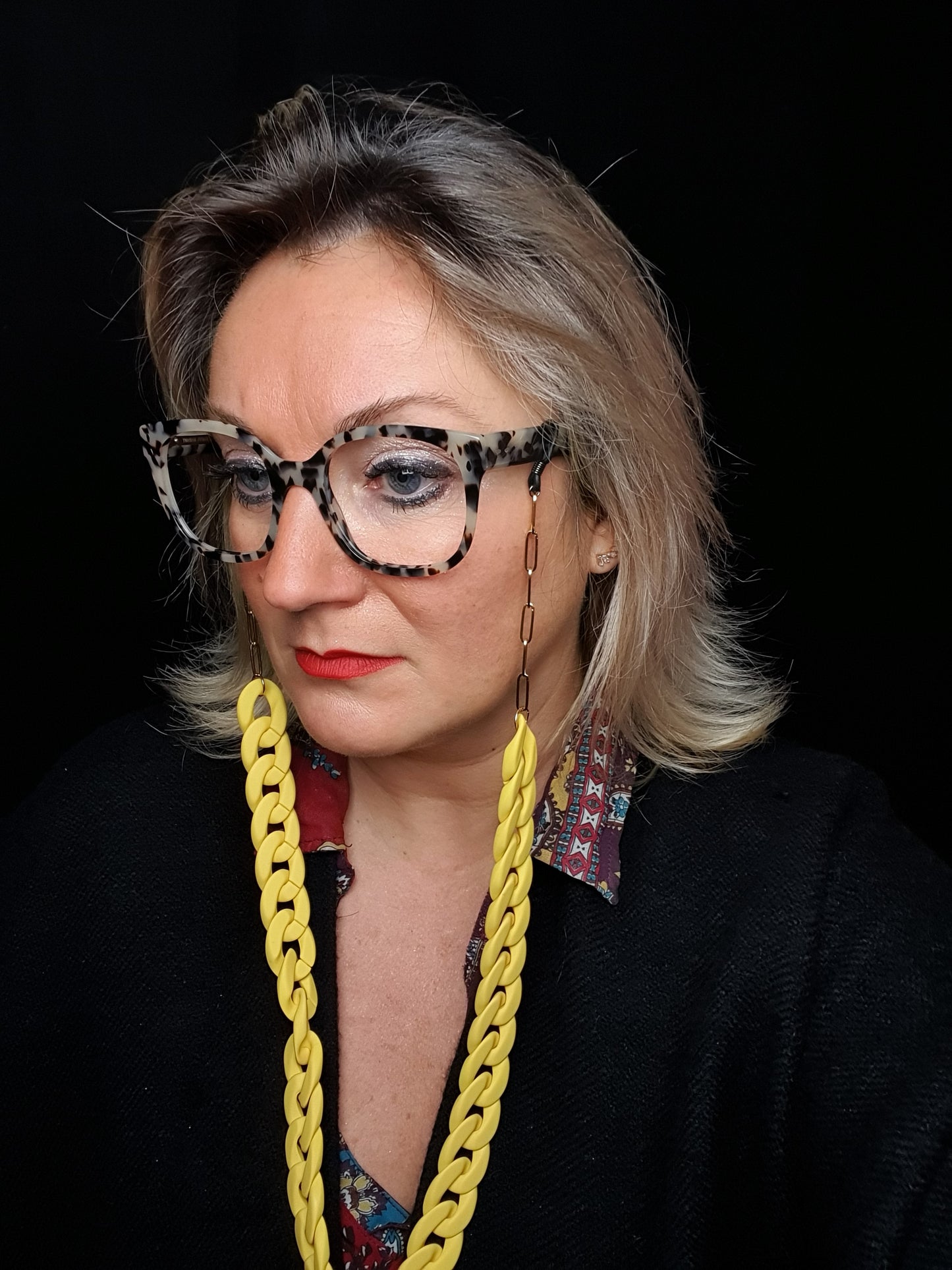 Chaîne de lunettes plastique version matte