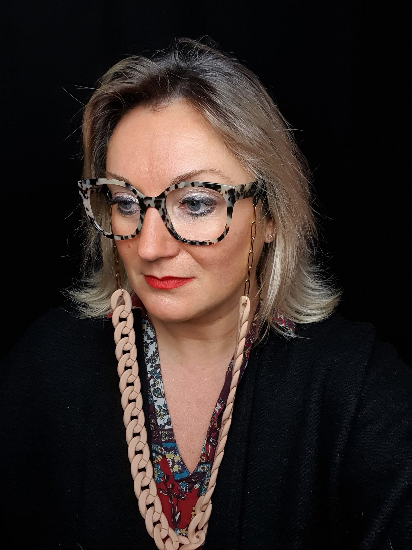 Chaîne de lunettes plastique version matte