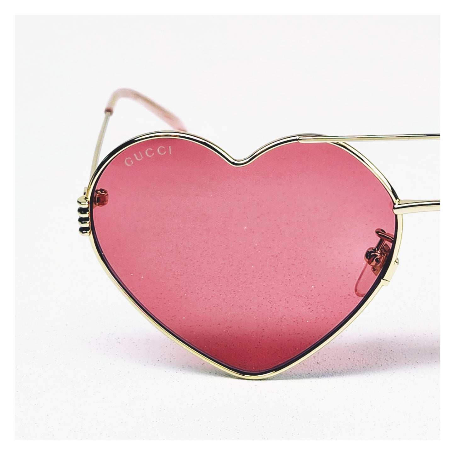 Lunettes de soleil GUCCI cœur GG1283S Réf 20290