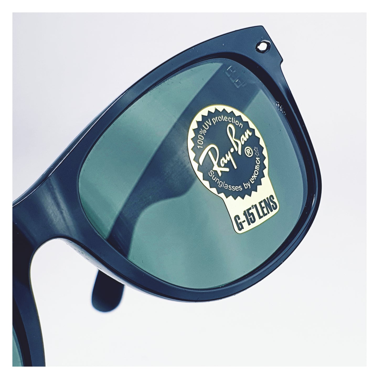 Lunettes de soleil Ray Ban New Wayfarer RB 2132 Réf 18523