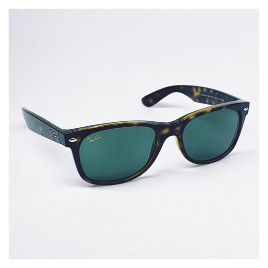 Lunettes de soleil Ray Ban RB2132 New Wayfarer Réf 18508
