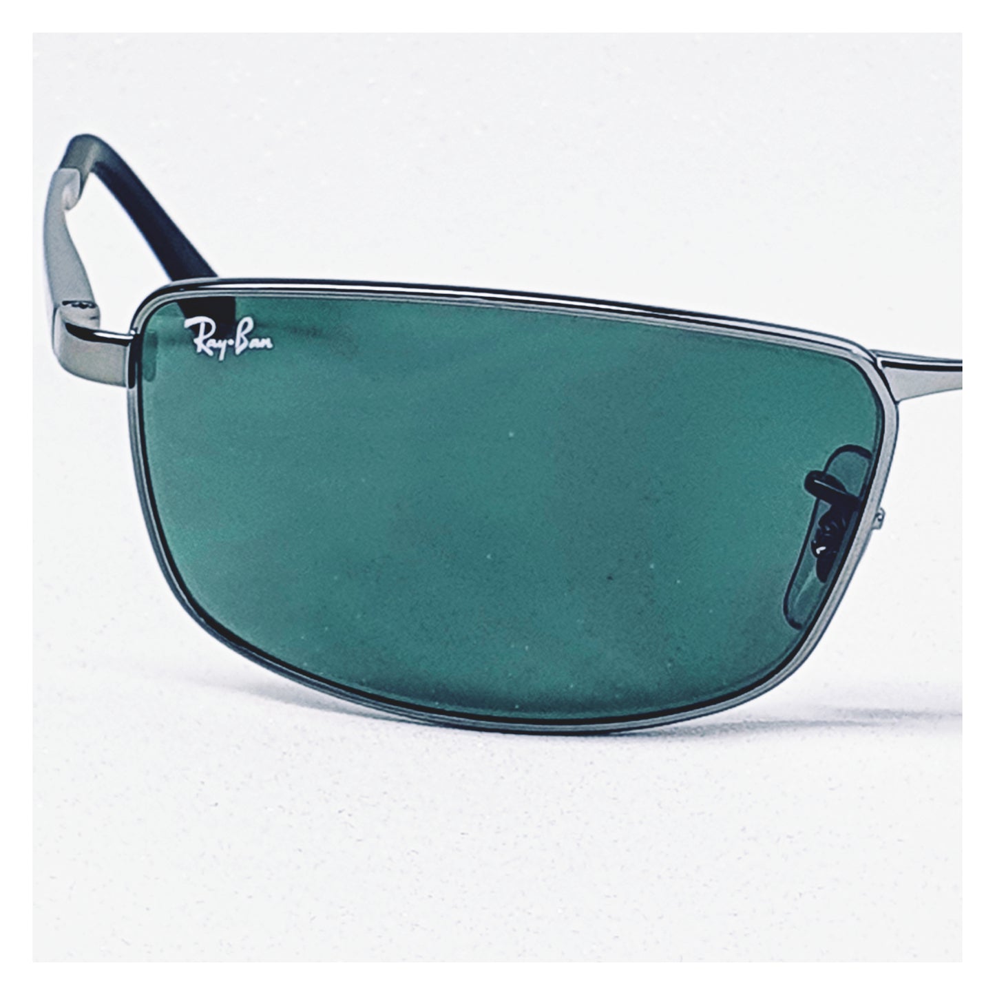 Lunettes de soleil Ray Ban RB3498 Réf 19475