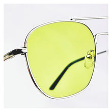 Charger l&#39;image dans la galerie, Ubby 7 : Lunettes à verres jaunes pour la conduite de nuit
