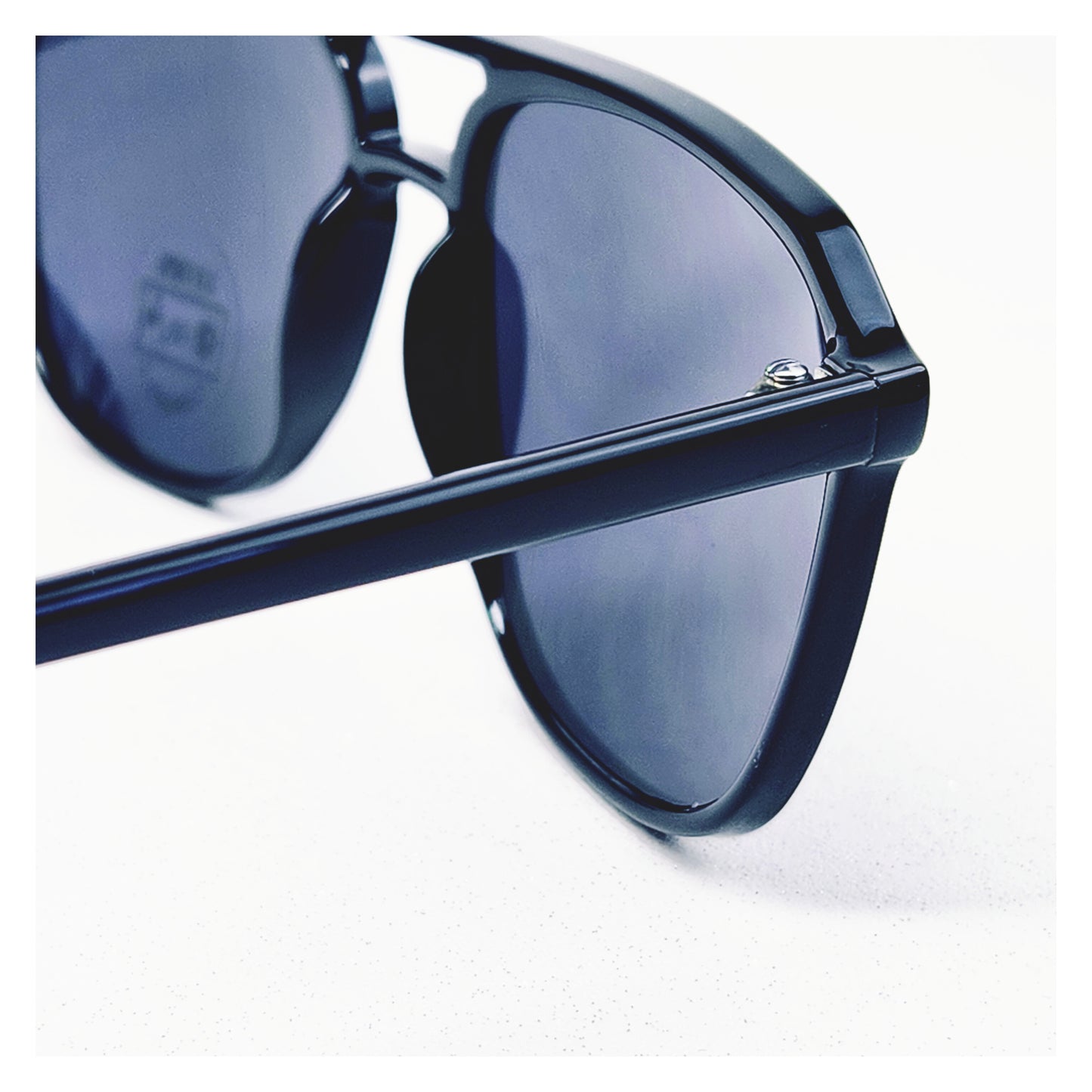 Ubby 1 : Lunettes de soleil